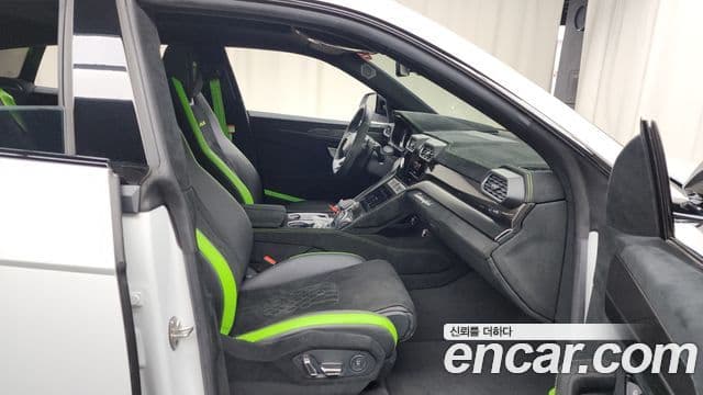 Lamborghini Urus 4.0 V8 Performante, 2023 11