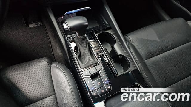 Kia All New K7 Noblesse, 2019 9