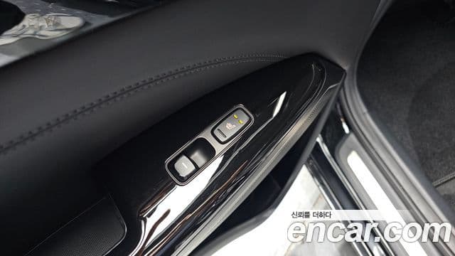 Kia All New K7 Noblesse, 2019 18