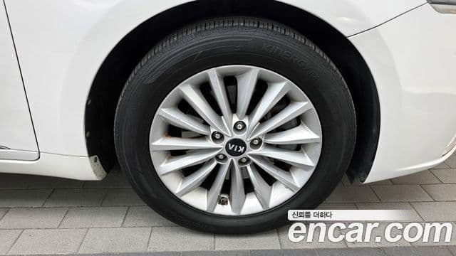 Kia All New K7 3.0 LPI Luxury (арендный автомобиль), 2017 все фото