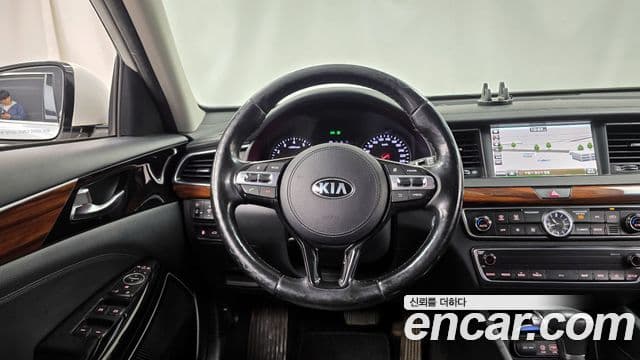Kia All New K7 3.0 LPI Luxury (арендный автомобиль), 2017 13