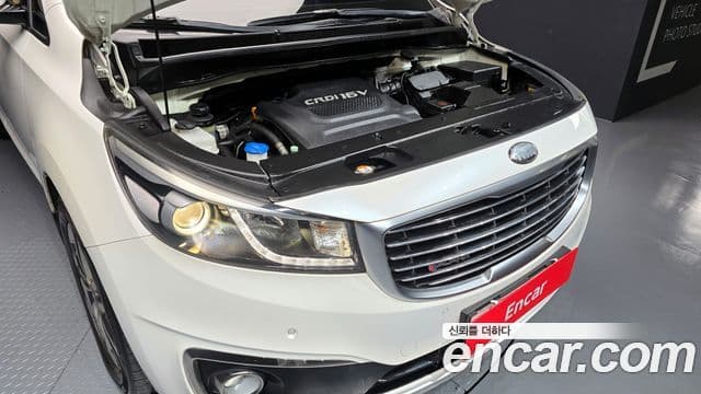 Kia All New Carnival Prestige, 2015 6