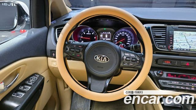 Kia All New Carnival Prestige, 2015 14
