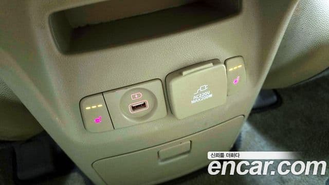 Kia All New Carnival Prestige, 2015 17