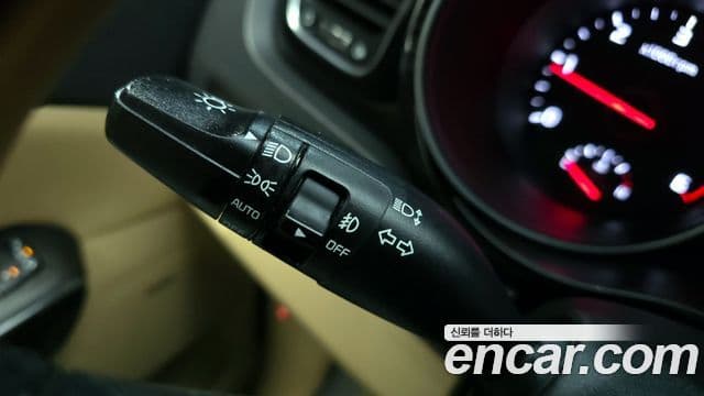 Kia All New Carnival Prestige, 2015 19