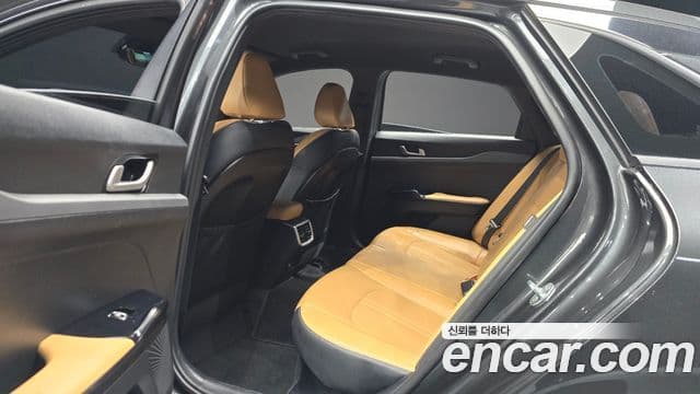 Kia K5 гибрид 3세대 Prestige, 2020 12