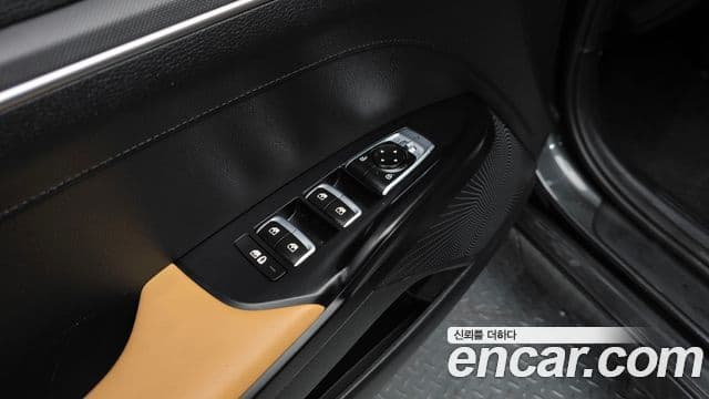 Kia K5 гибрид 3세대 Prestige, 2020 17