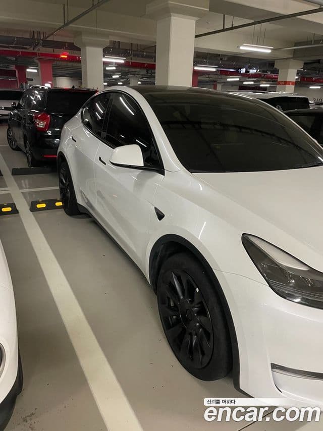 Tesla модель Y Long Range AWD, 2024 2