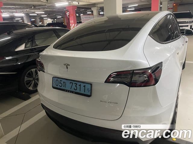 Tesla модель Y Long Range AWD, 2024 4
