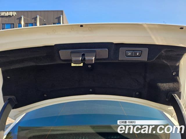 Maserati Quattroporte 3.0 V6, 2016 9