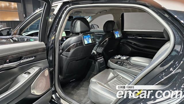 Genesis EQ900 Prestige, 2016 12