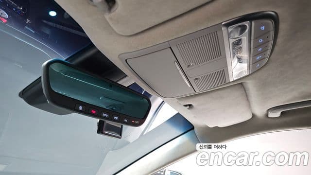 Genesis EQ900 Prestige, 2016 15