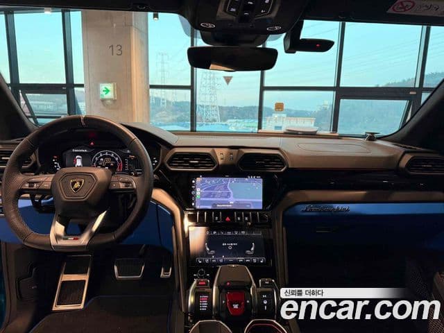 Lamborghini Urus 4.0 V8 S, 2024 10