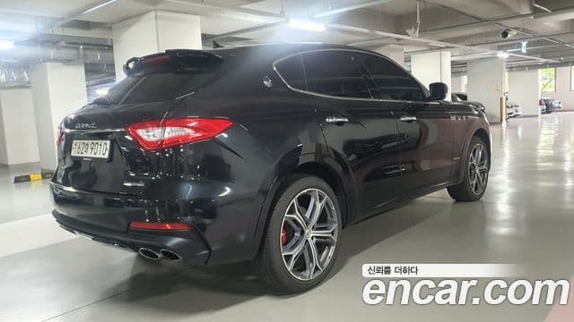 Maserati Levante 3.0 AWD GranSport, 2020 все фото
