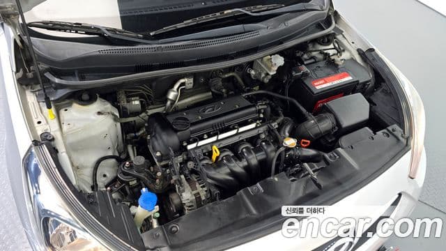 Hyundai Accent(новый кузов / новое поколение) Luxury, 2011 6