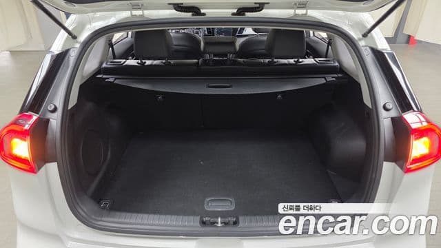 Kia Niro EV Noblesse, 2021 20