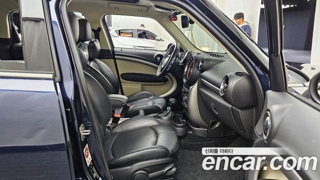 Mini Cooper D Countryman 1세대, 2016 11