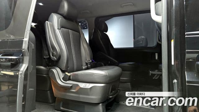 Hyundai Staria Prestige, 2023 12