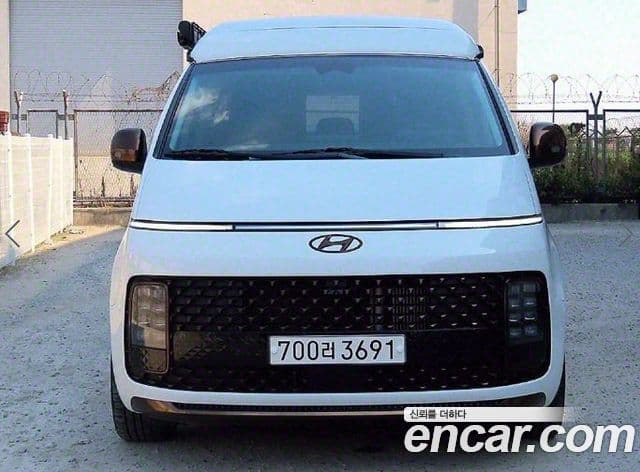 Hyundai Staria Prestige Camper 11인승, 2023 2