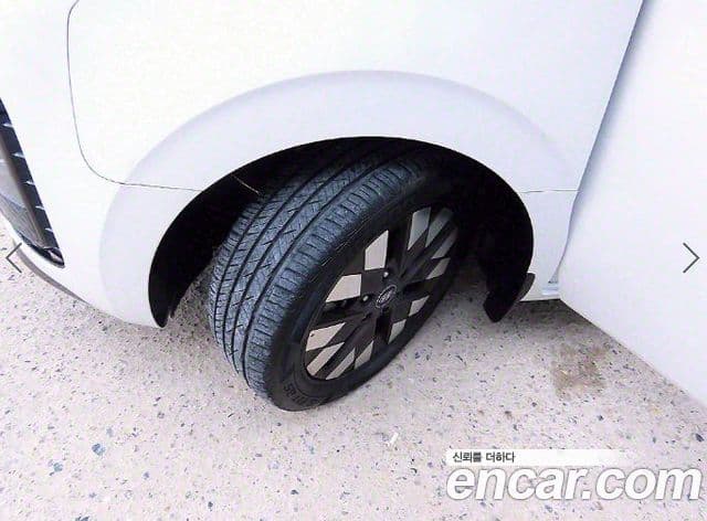 Hyundai Staria Prestige Camper 11인승, 2023 20