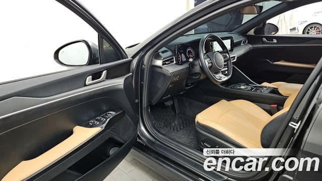 Kia K5 3세대 Prestige, 2023 10