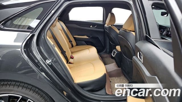 Kia K5 3세대 Prestige, 2023 12