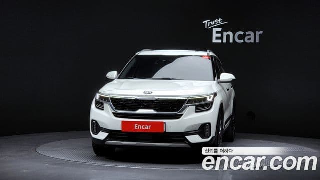 Kia Seltos Signature, 2021 3
