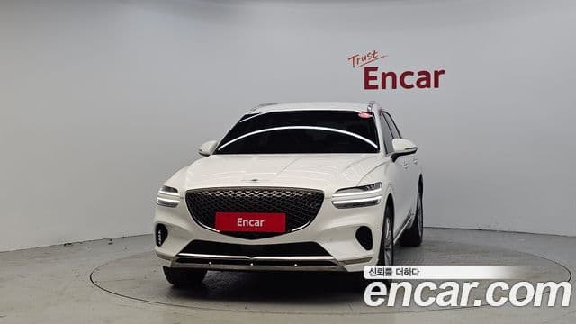 Genesis GV70, 2022 3