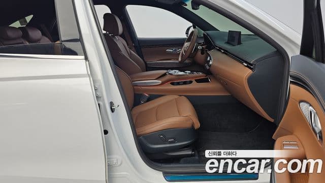 Genesis GV70, 2022 11