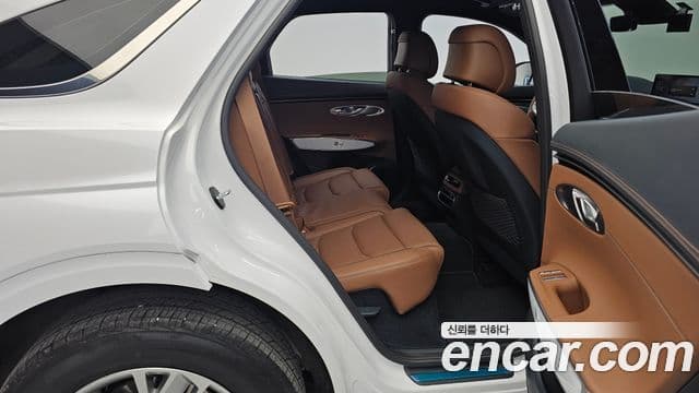 Genesis GV70, 2022 12