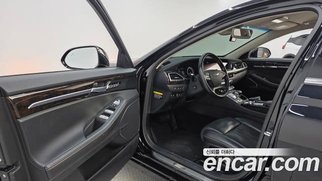 Genesis G90 Premium Luxury, 2022 10