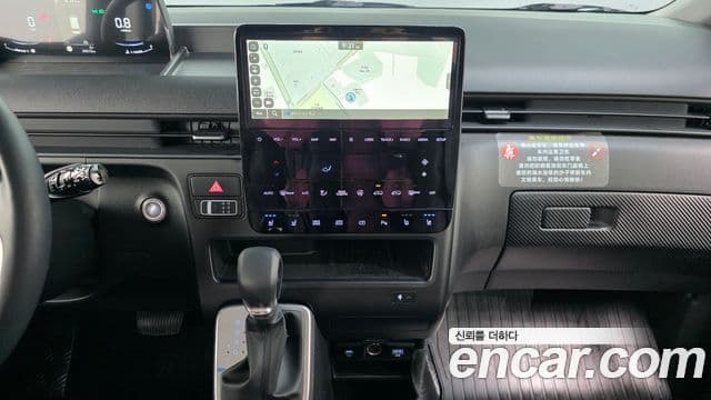 Hyundai Staria Modern, 2025 15