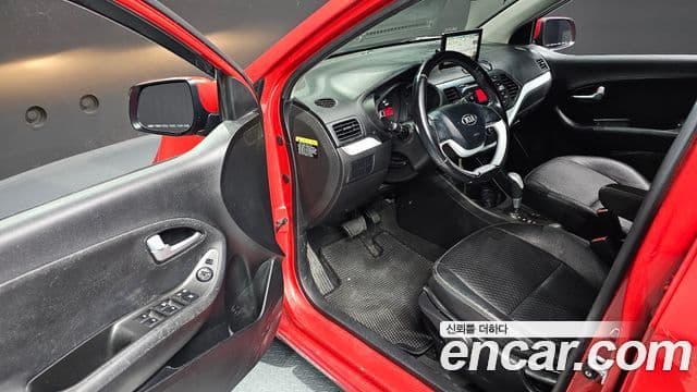 Kia All New Morning Deluxe Trendy, 2014 11