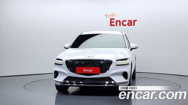 Genesis GV70, 2022 3