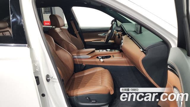 Genesis GV70, 2022 11