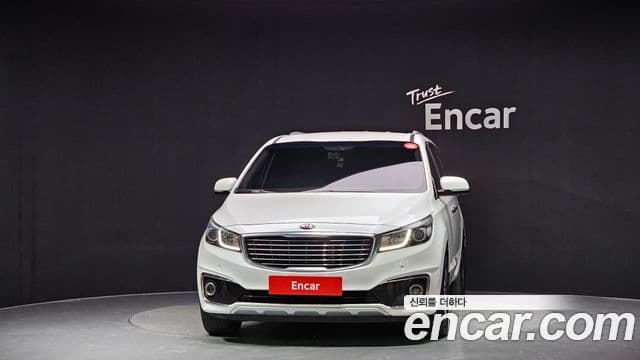 Kia All New Carnival VIP, 2018 3