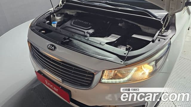 Kia All New Carnival VIP, 2018 6