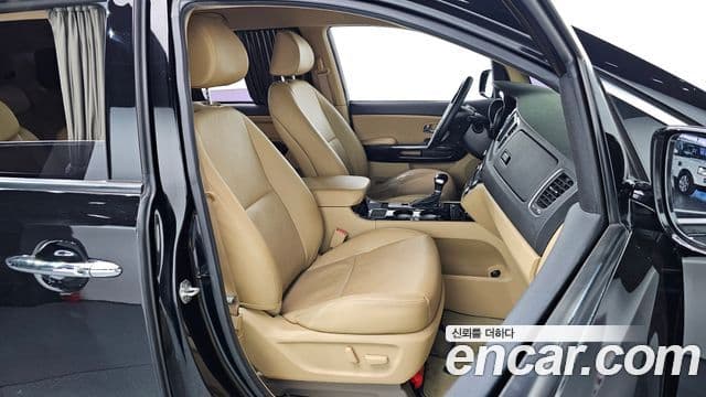 Kia The / новый New Carnival Prestige, 2019 10