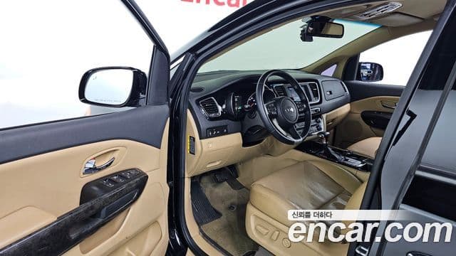 Kia The / новый New Carnival Prestige, 2019 12