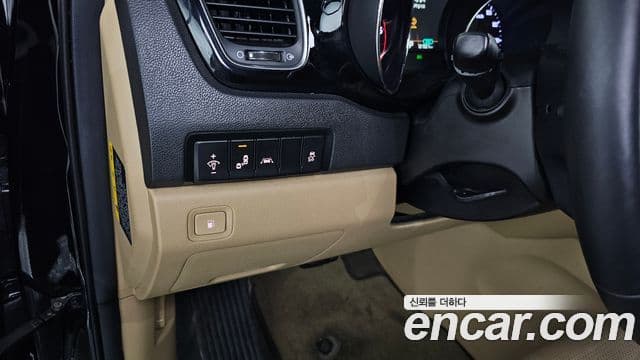 Kia The / новый New Carnival Prestige, 2019 16