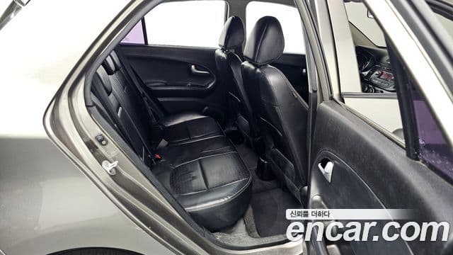 Kia The / новый New Morning Luxury, 2016 11