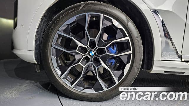 BMW X7 (G07) xDrive 40i M Sport 6인승, 2024 все фото