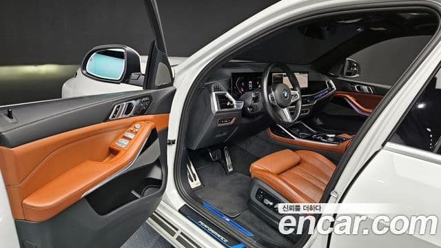 BMW X7 (G07) xDrive 40i M Sport 6인승, 2024 11