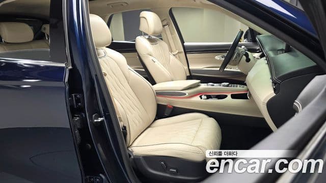 Genesis GV70, 2023 10