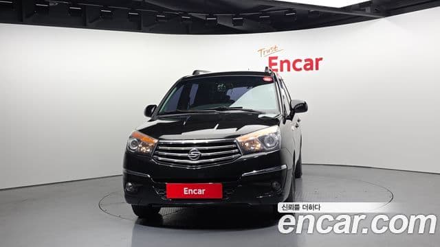 KG모빌리티(SsangYong) Korando 투리스모 4WD LT 11인승, 2014 3