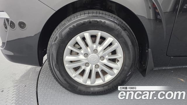 KG모빌리티(SsangYong) Korando 투리스모 4WD LT 11인승, 2014 все фото