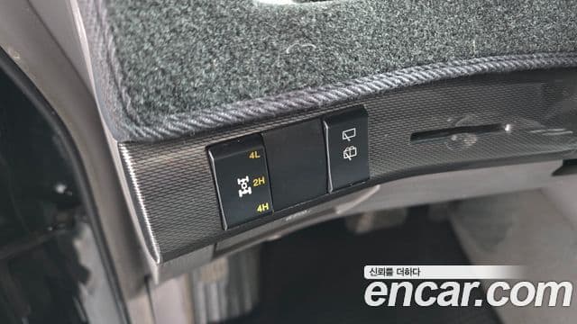 KG모빌리티(SsangYong) Korando 투리스모 4WD LT 11인승, 2014 13