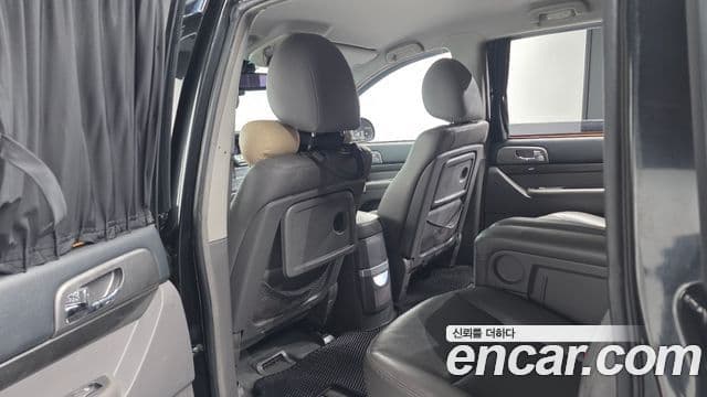 KG모빌리티(SsangYong) Korando 투리스모 4WD LT 11인승, 2014 18