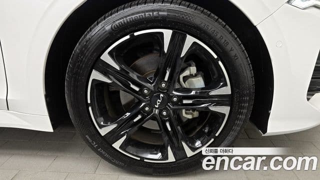 Kia K5 3세대 Signature, 2023 все фото