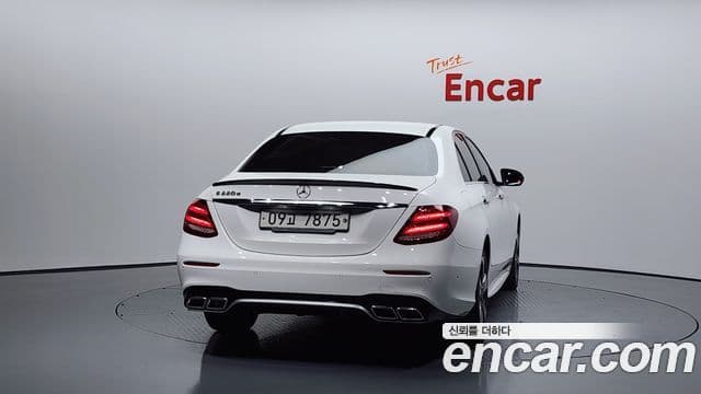 Mercedes-Benz E-класс W213 Avantgarde, 2019 4